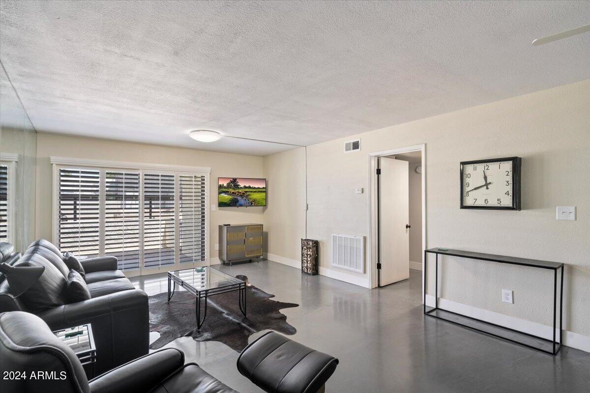 10444 N 69TH Street 130