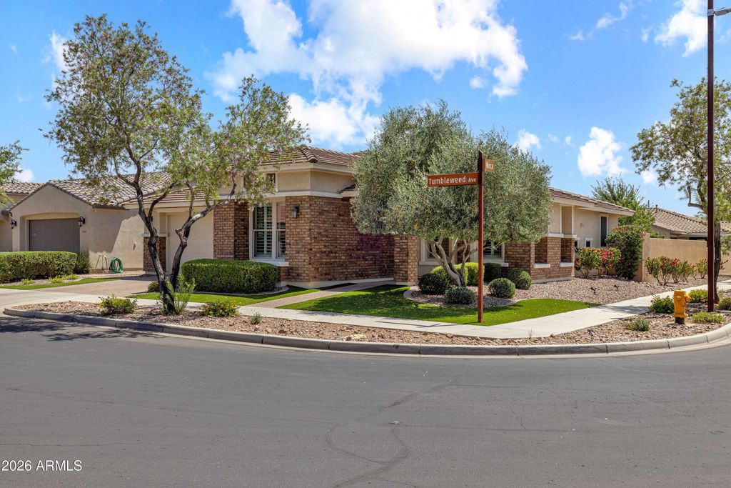 Photo of 10255 E Tumbleweed Avenue, Mesa, AZ 85212 (MLS # 7021815)