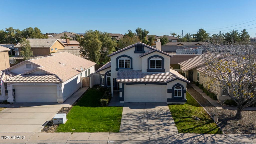 Photo of 837 N Bluejay Drive, Gilbert, AZ 85234 (MLS # 6968488)