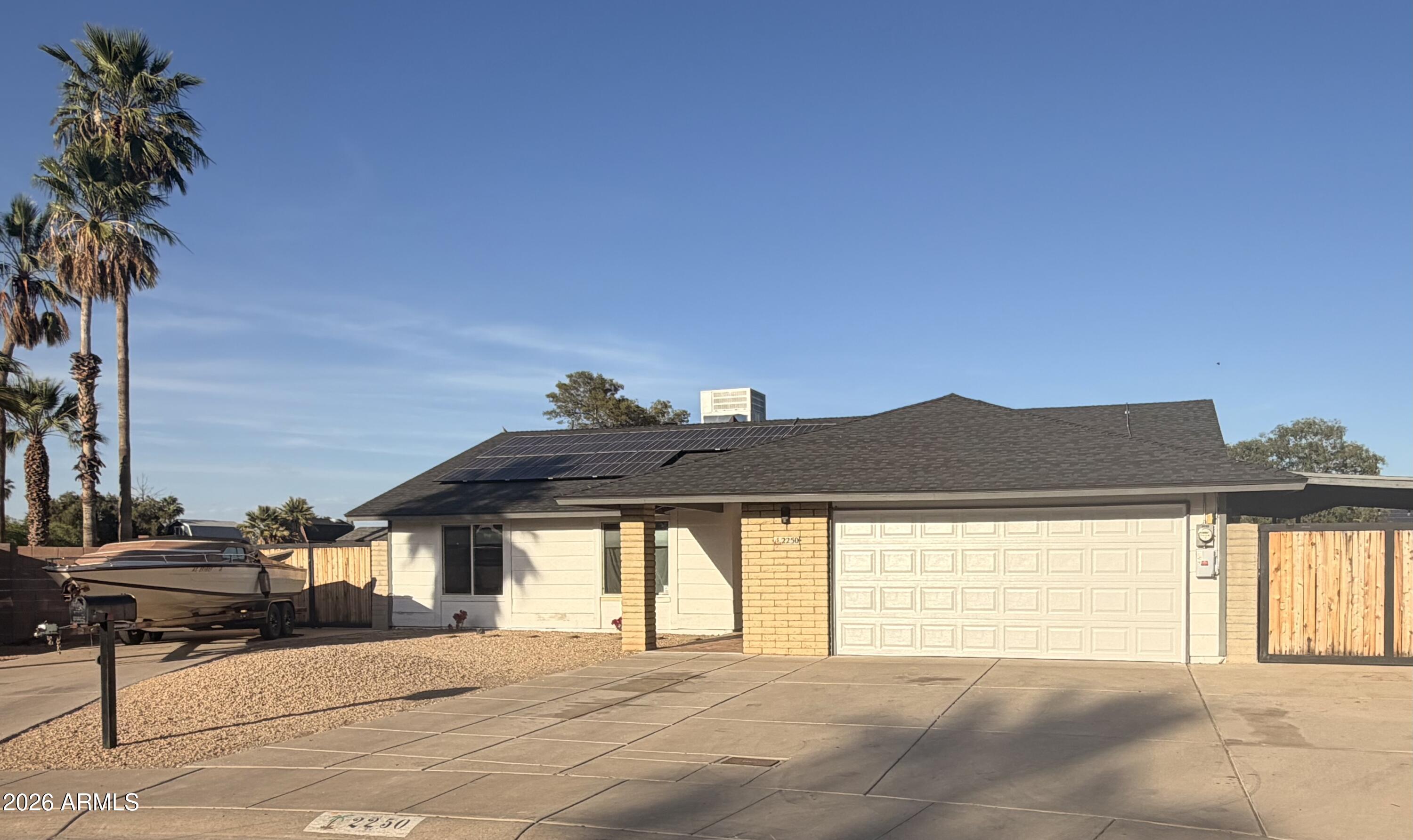 2250 E KATHLEEN Road