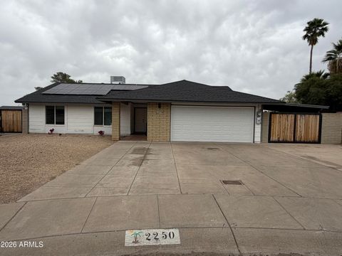 Property photo of 2250 E Kathleen Road, Phoenix, AZ 85022