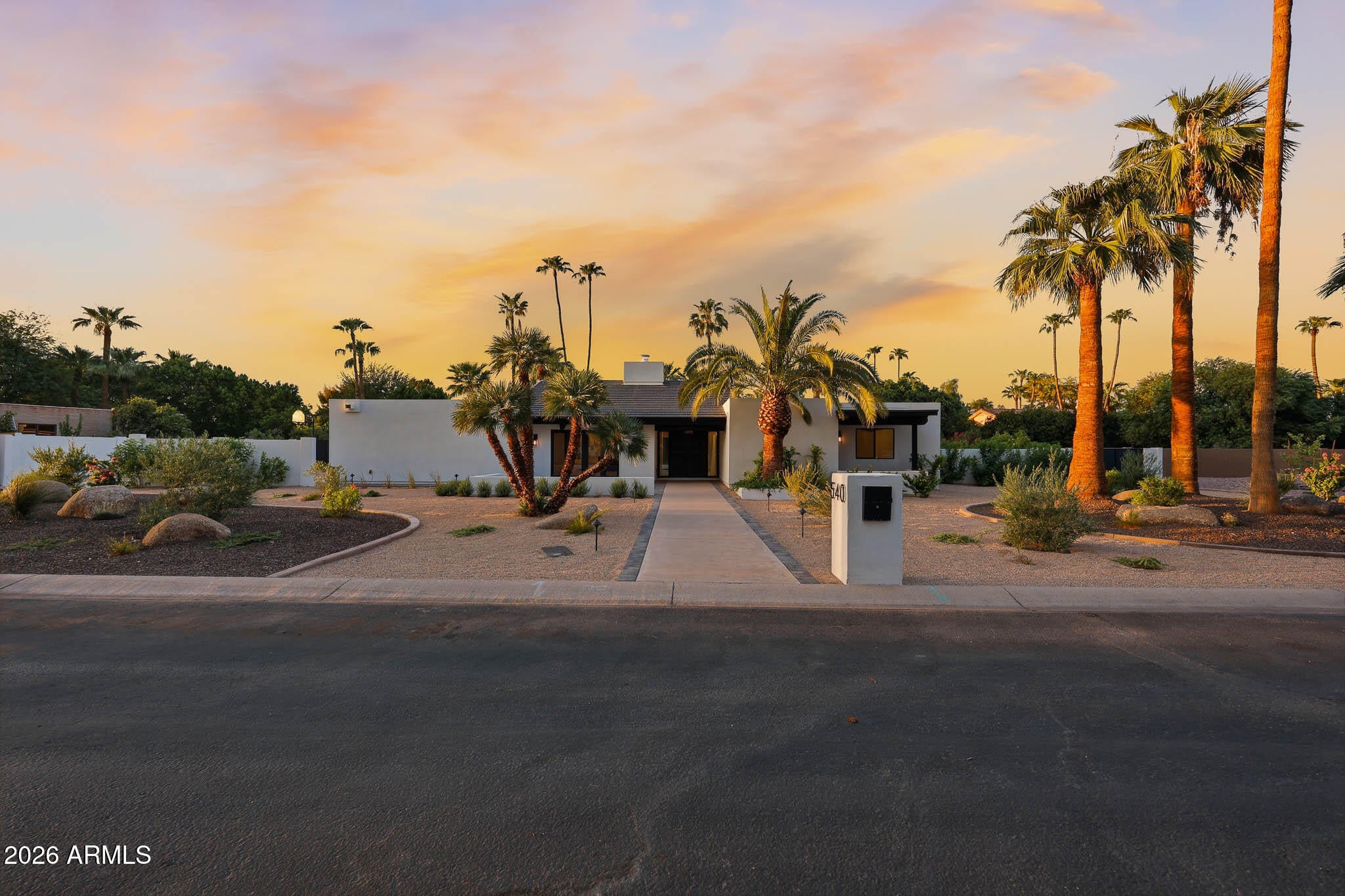 540 E ESTERO Lane