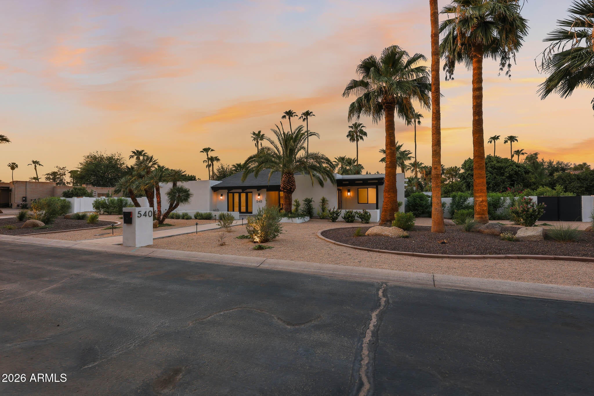 540 E ESTERO Lane