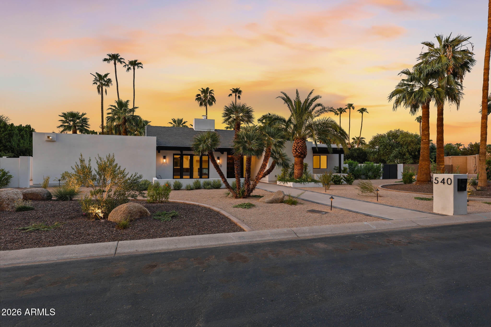 540 E ESTERO Lane