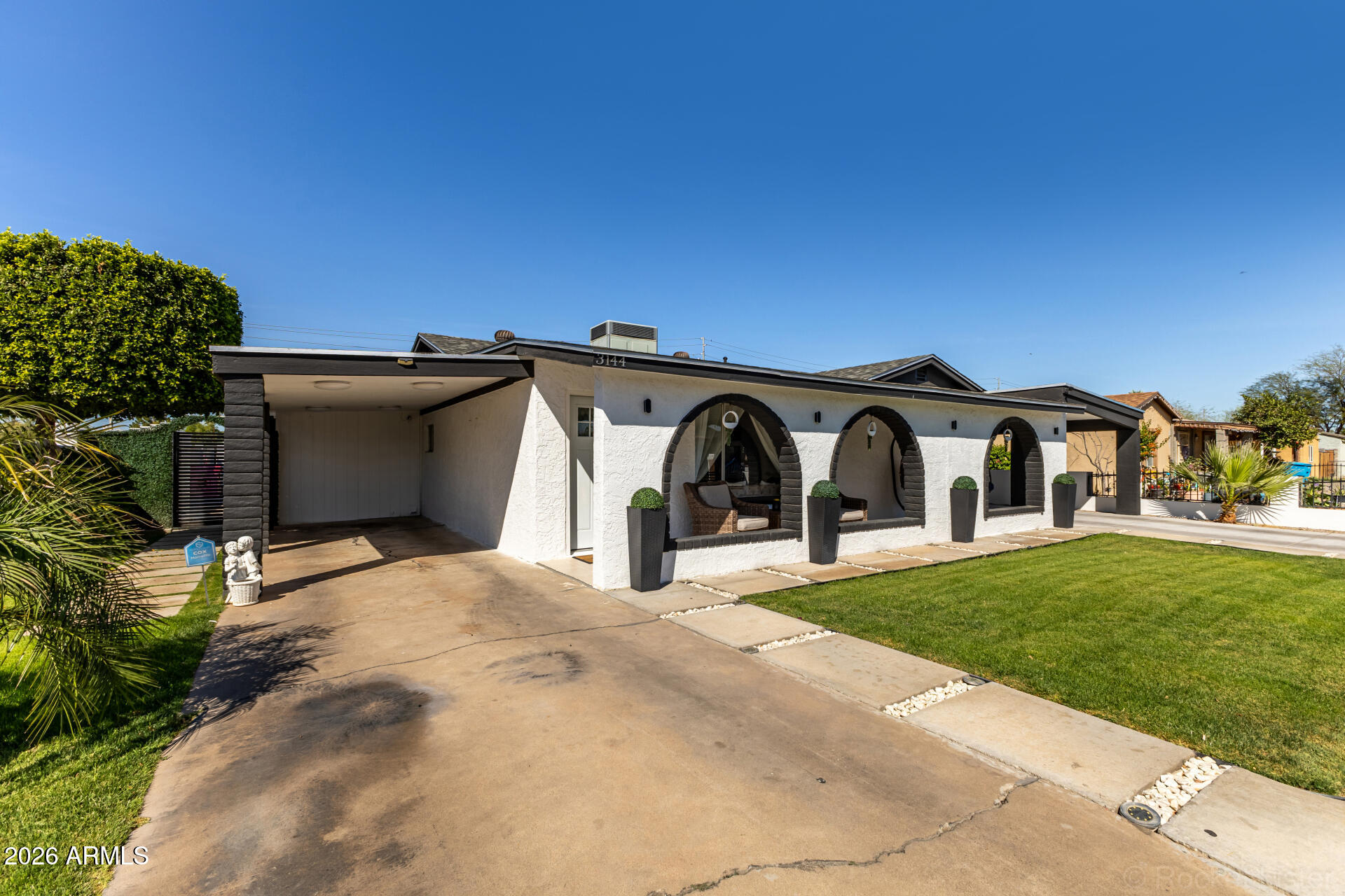 3144 W GARFIELD Street