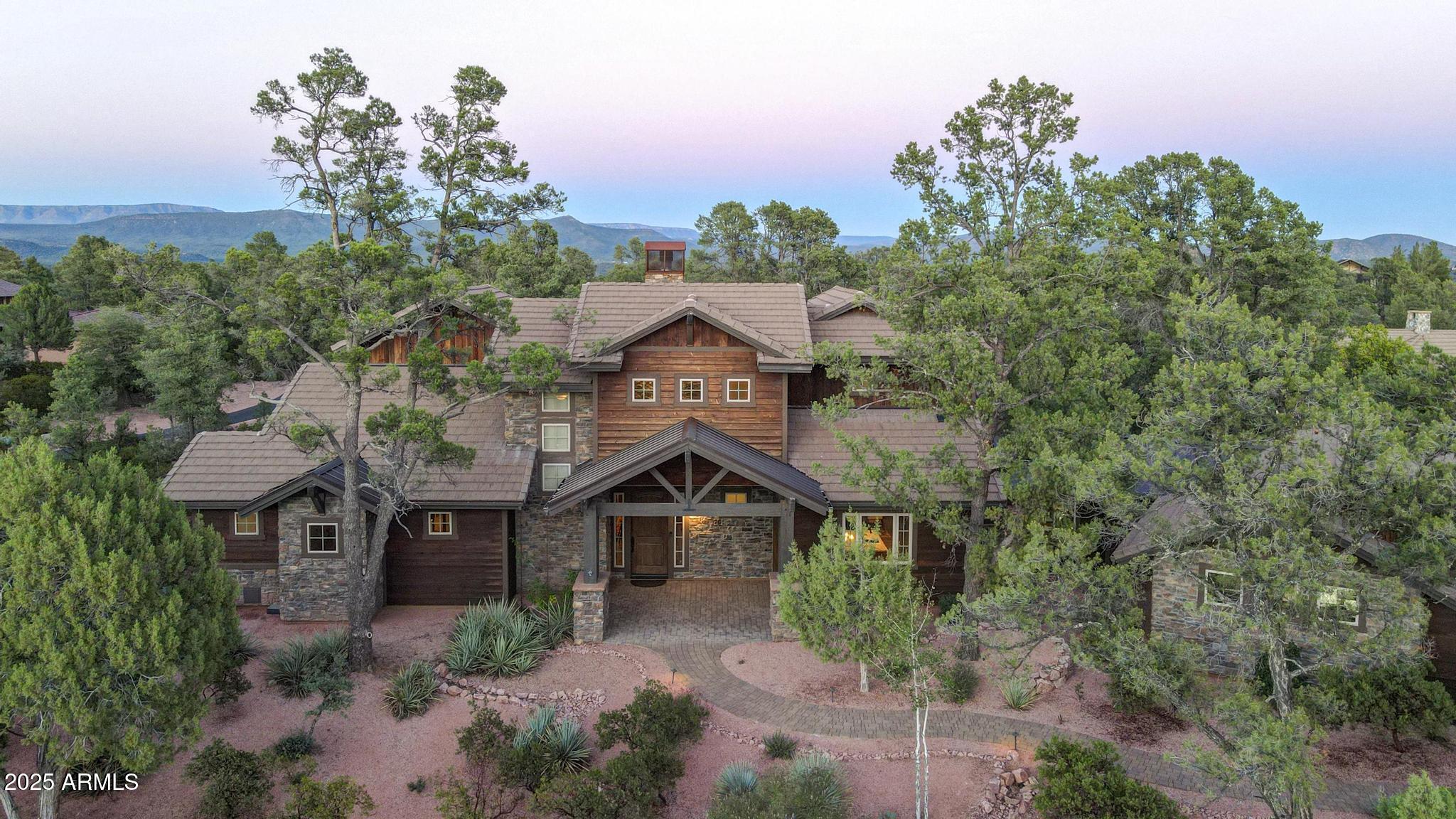 609 S PINE Stream