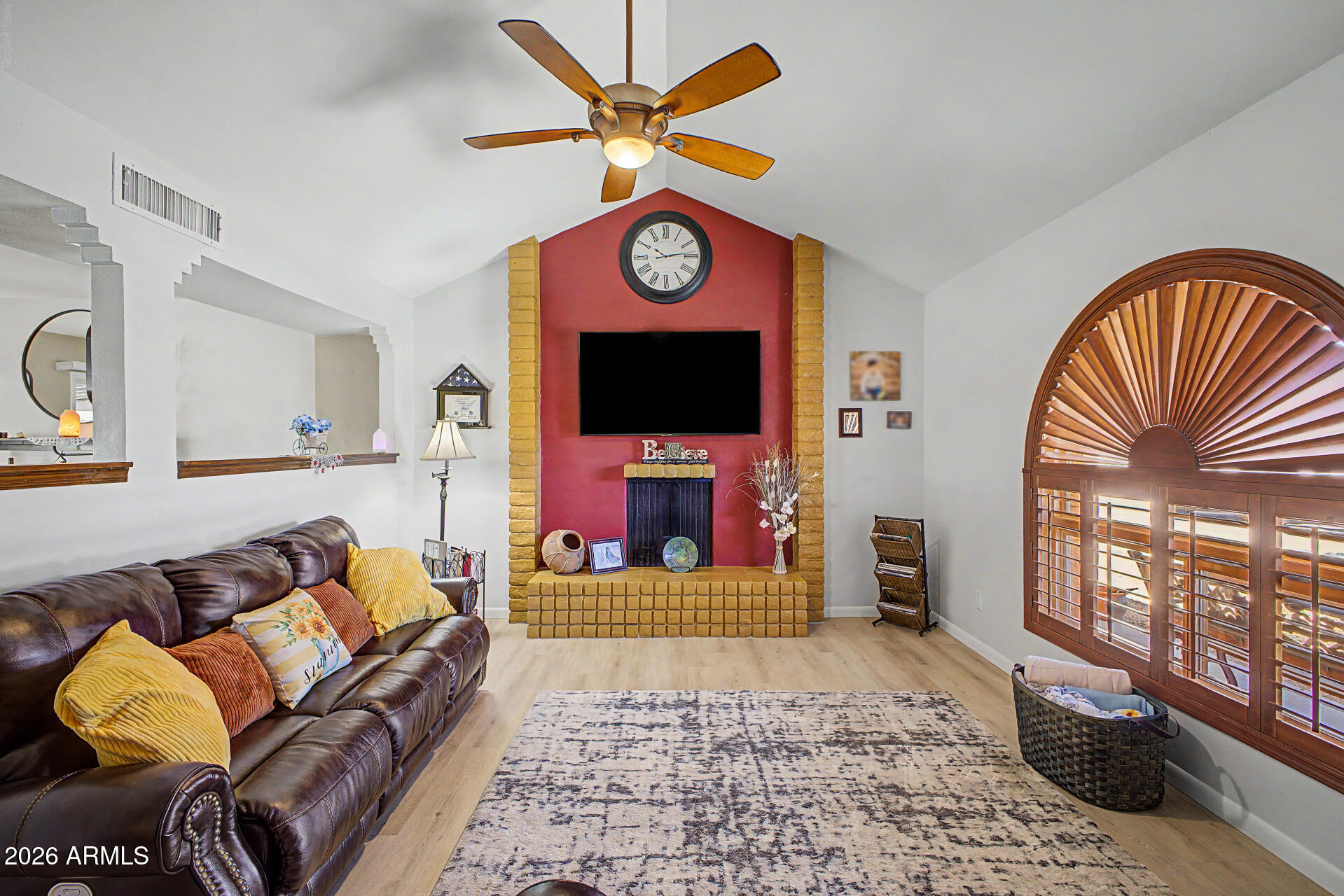 4555 W ECHO Lane