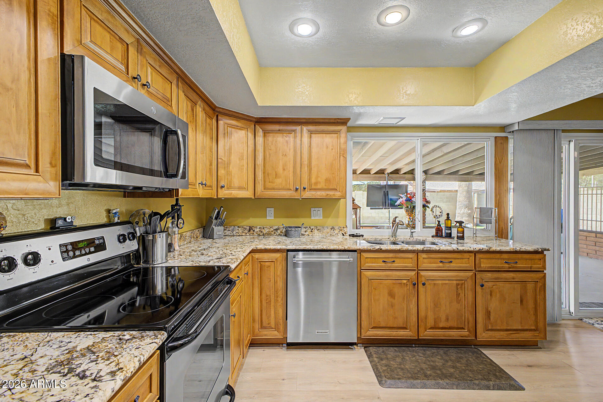 4555 W ECHO Lane