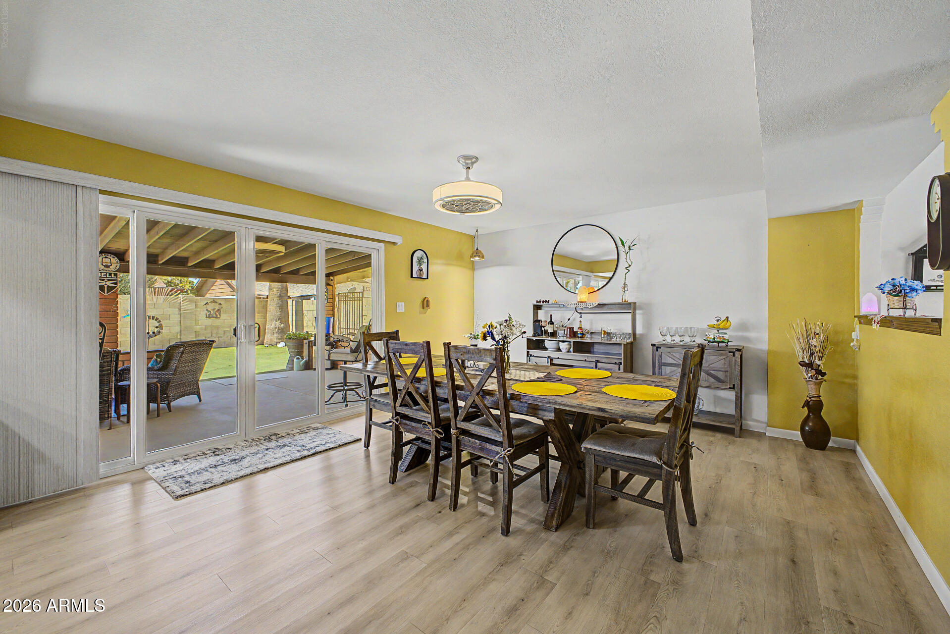 4555 W ECHO Lane