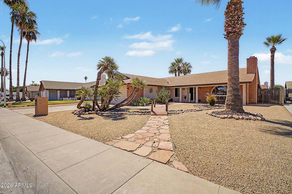 Photo of 4555 W Echo Lane, Glendale, AZ 85302 (MLS # 7046461)