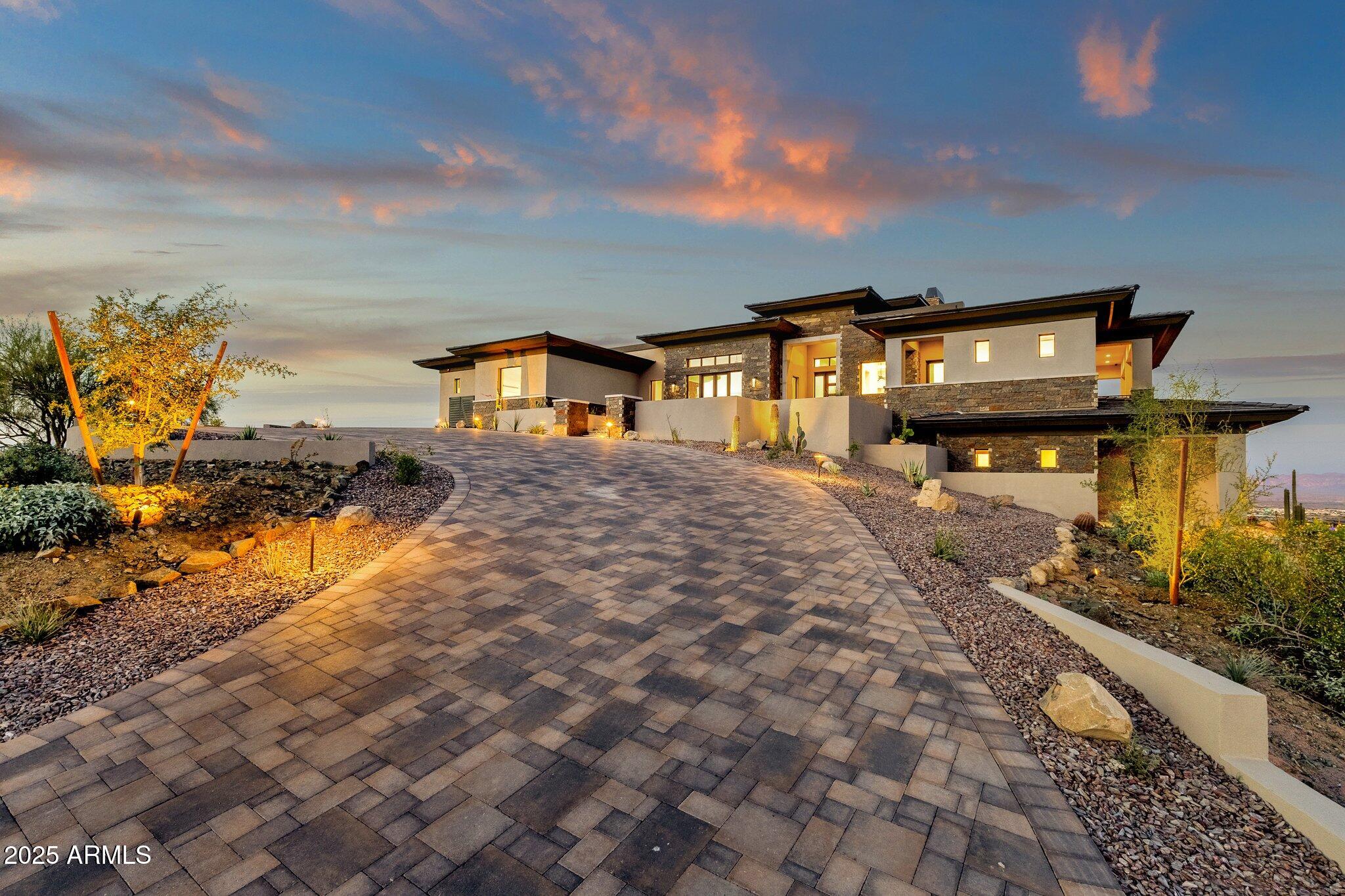 16119 N DESERT FOX Parkway