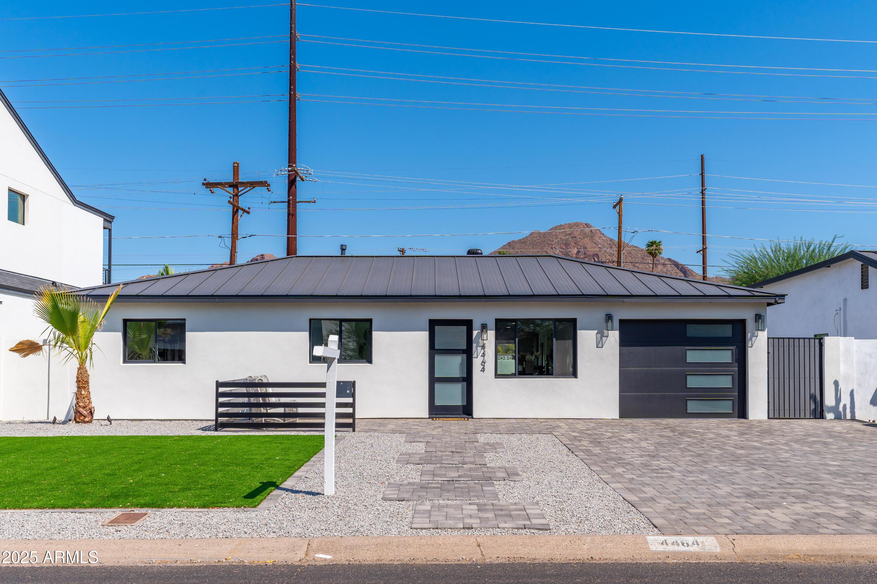 4464 E Campbell Avenue