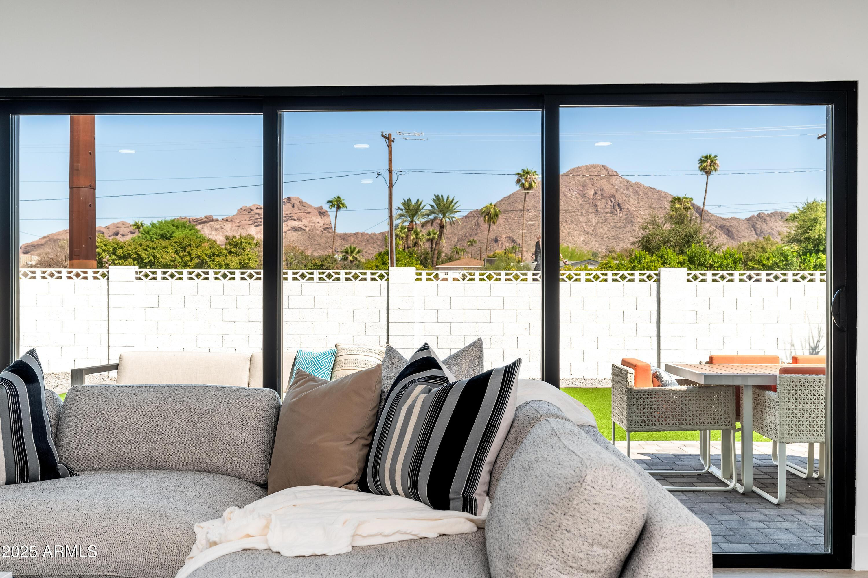 4464 E Campbell Avenue