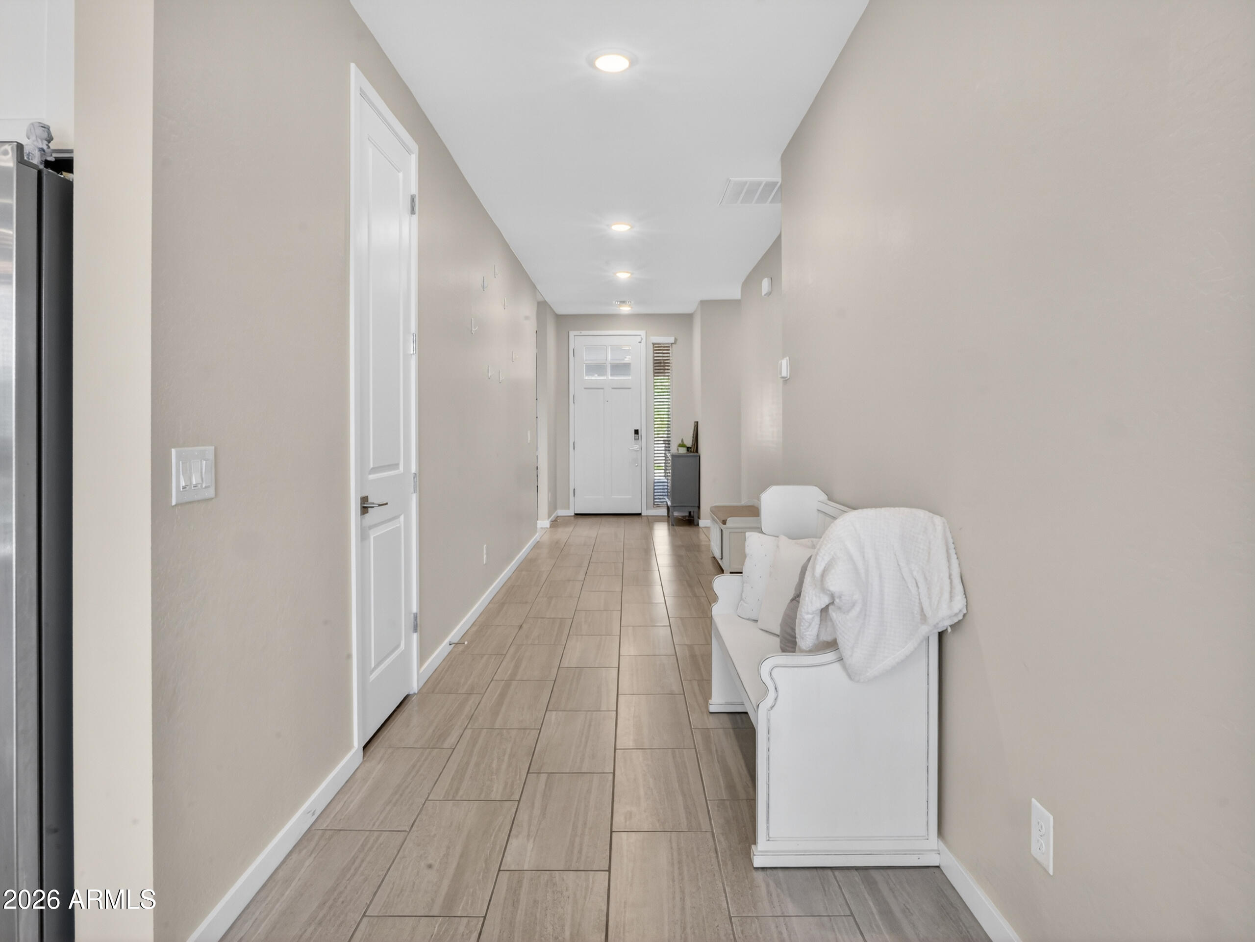 17381 W RUNNING DEER Trail