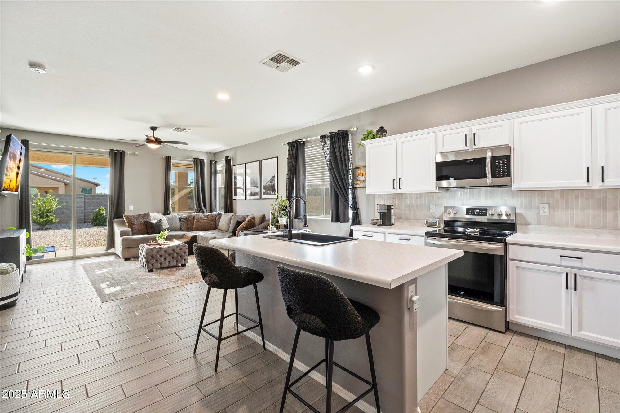 Homes for Sale in Queen Creek Arizona 2 17699 W DALEY Lane