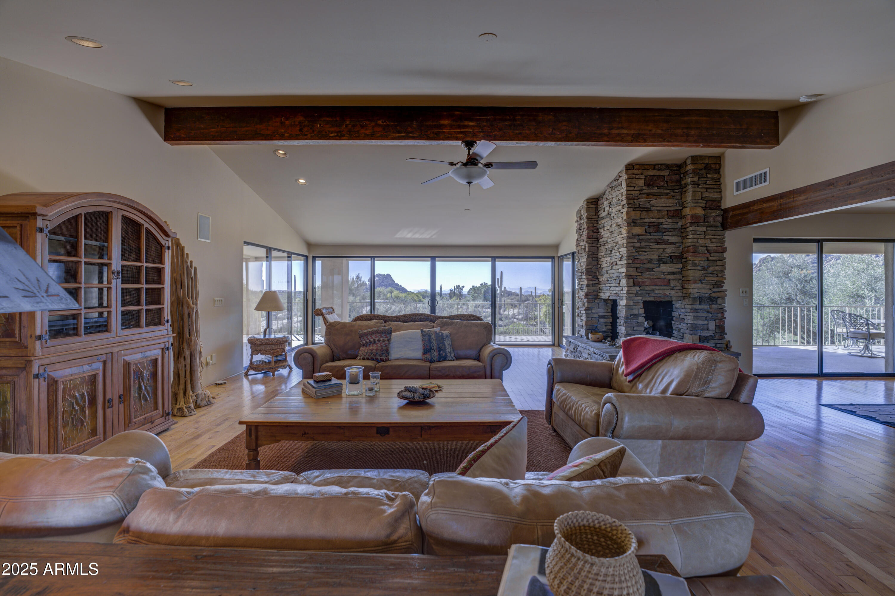 BOULDERS CAREFREE UNIT 4 PHASE 1 - Residential