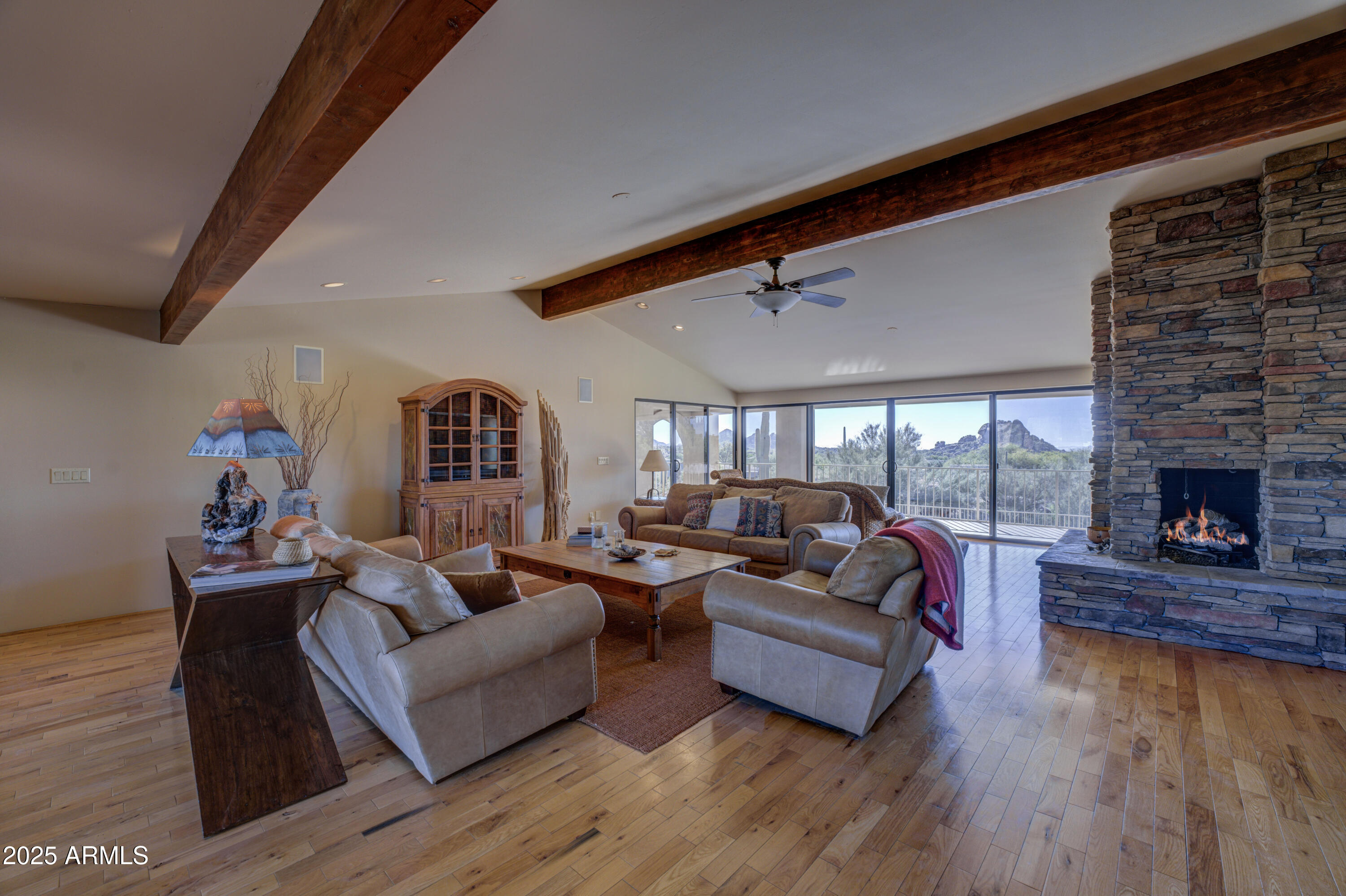 BOULDERS CAREFREE UNIT 4 PHASE 1 - Residential