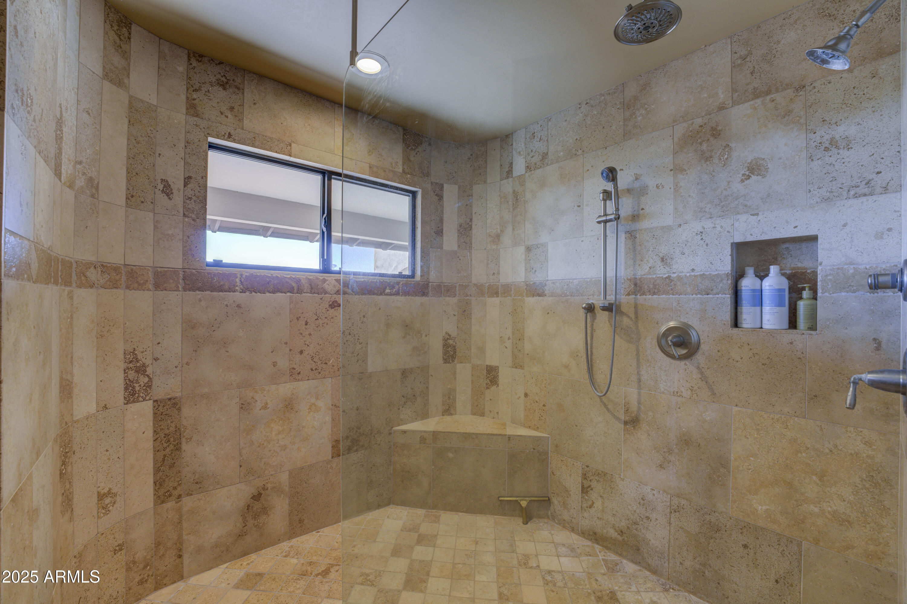 BOULDERS CAREFREE UNIT 4 PHASE 1 - Residential
