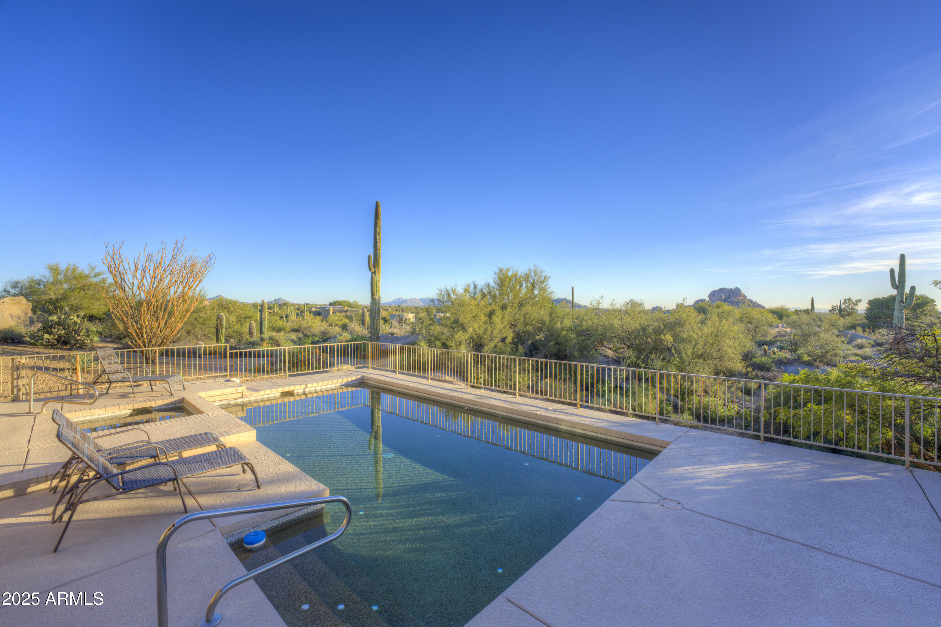 BOULDERS CAREFREE UNIT 4 PHASE 1 - Residential