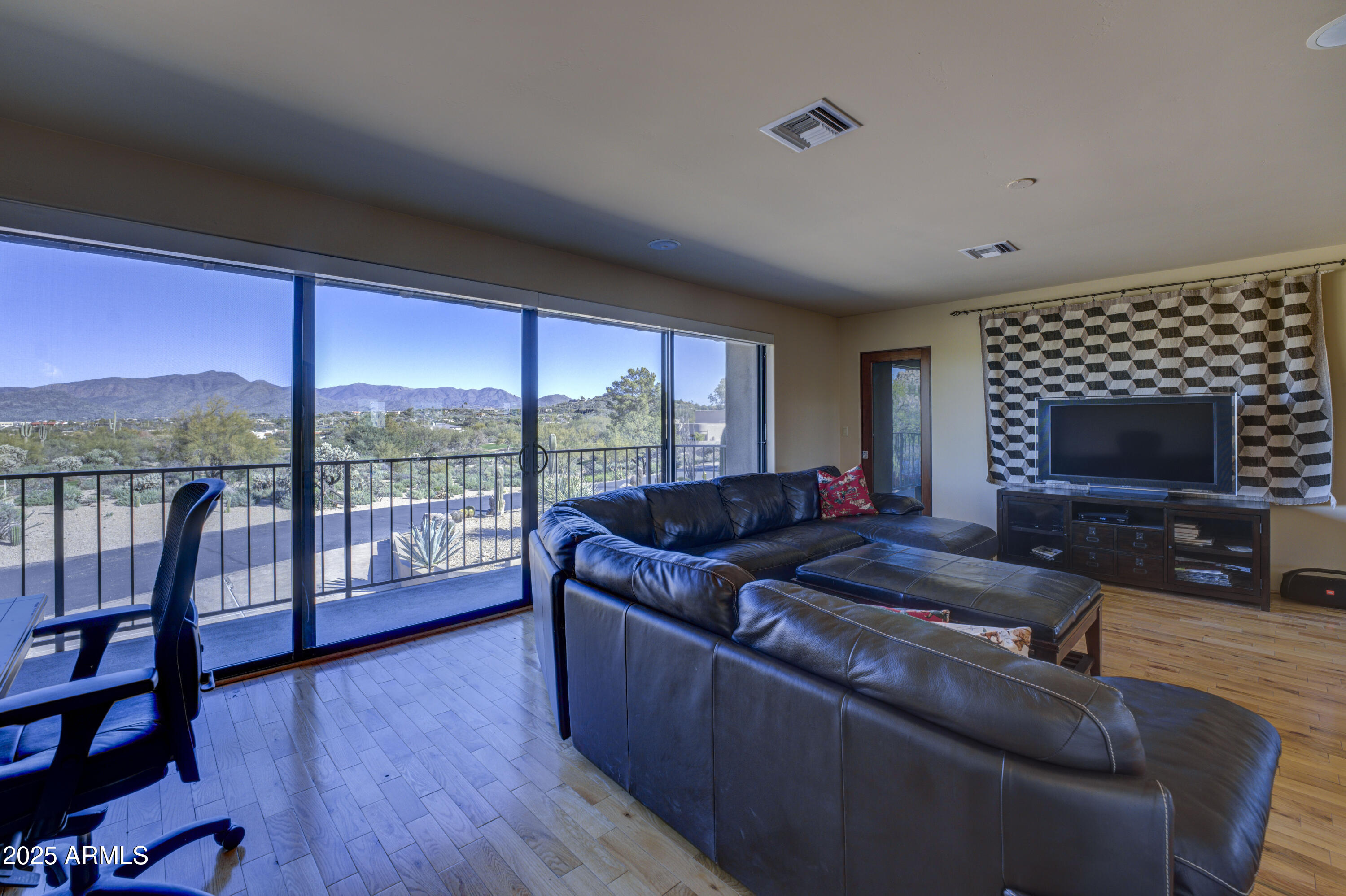 BOULDERS CAREFREE UNIT 4 PHASE 1 - Residential