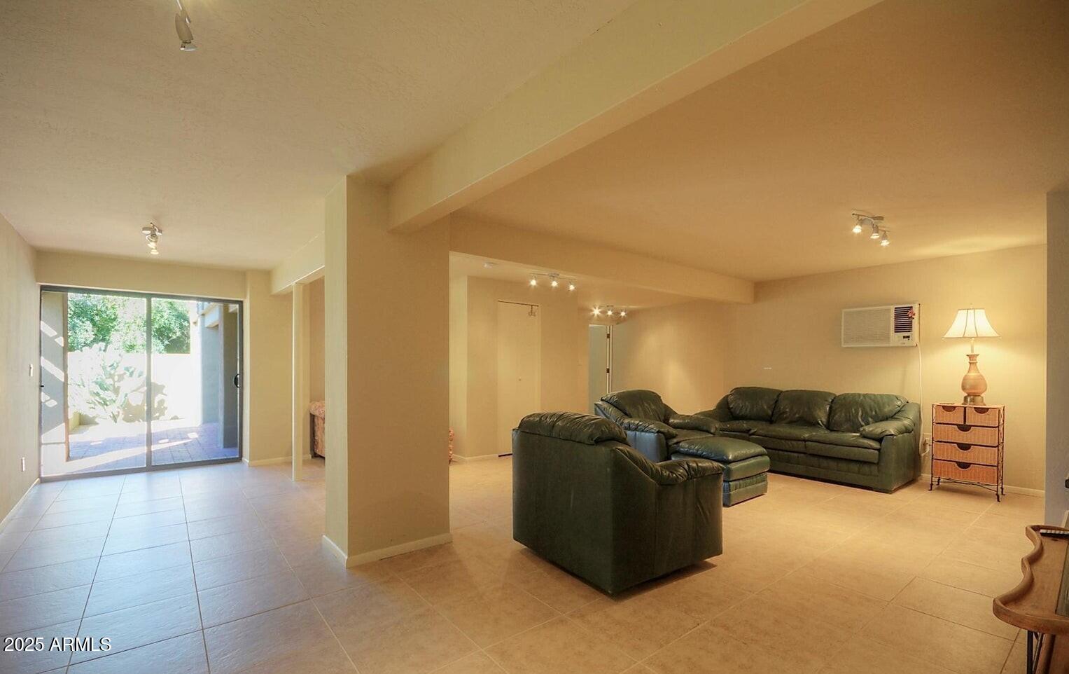 BOULDERS CAREFREE UNIT 4 PHASE 1 - Residential