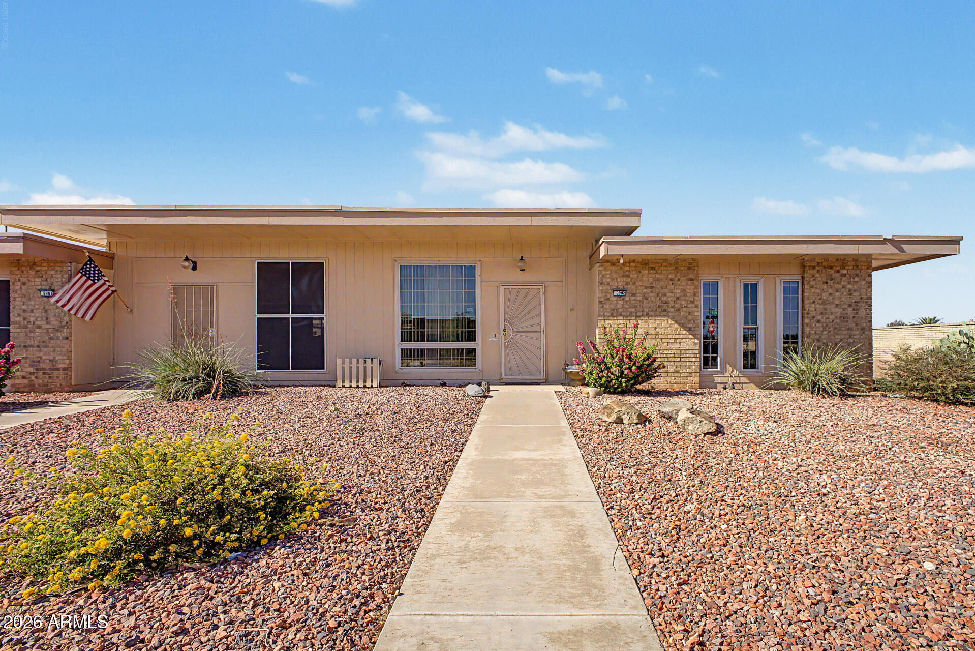 9902 W CEDAR Drive