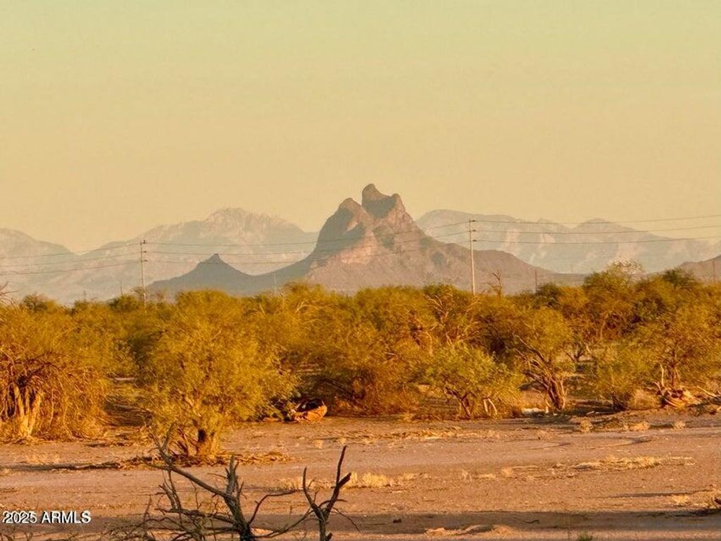 Photo of Tbd Silver Bell Rd Lots 1 &amp; 2 9.34 #-, Casa Grande, AZ 85193 (MLS # 6940285)