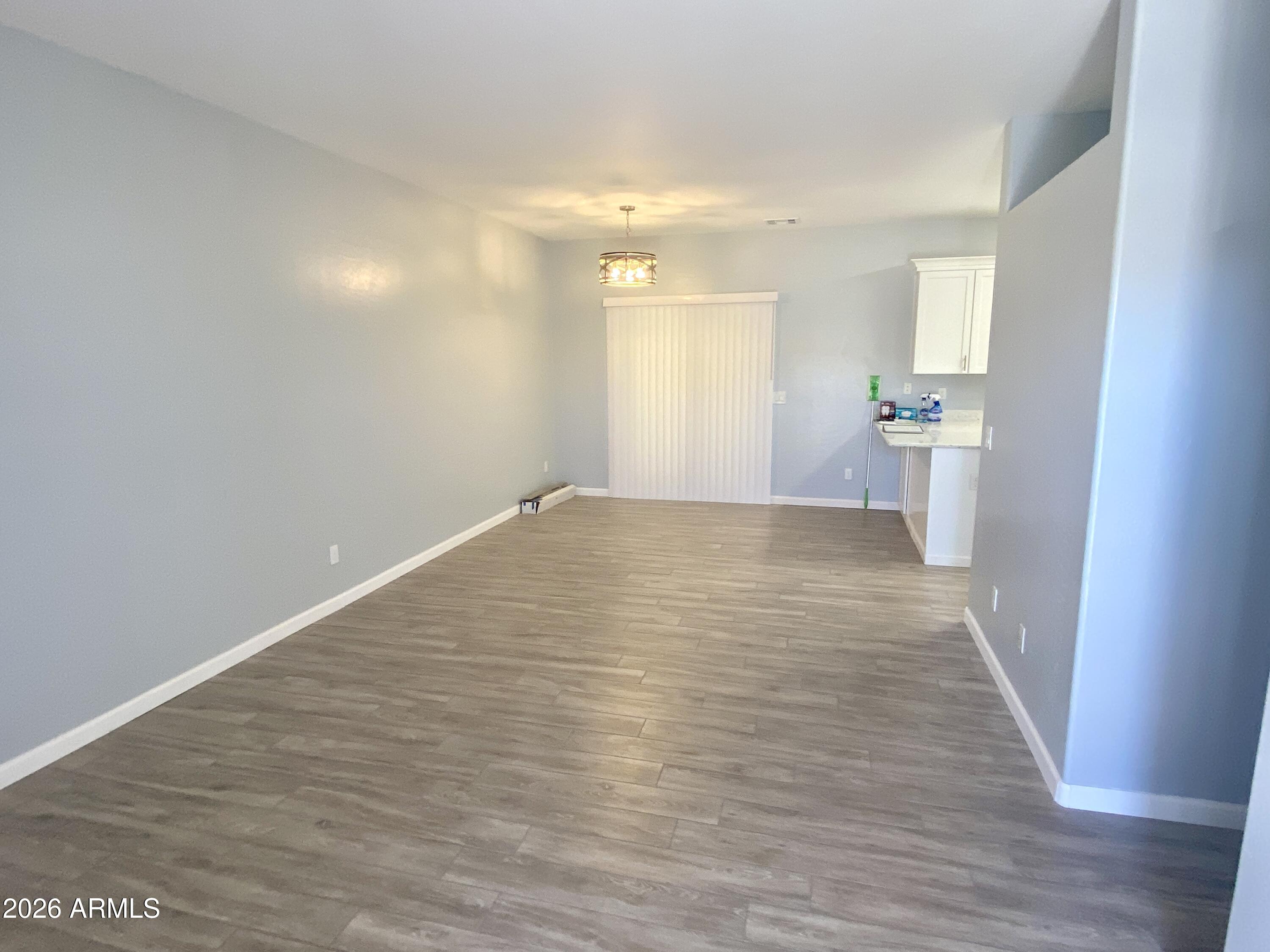 2300 E MAGMA Road 43