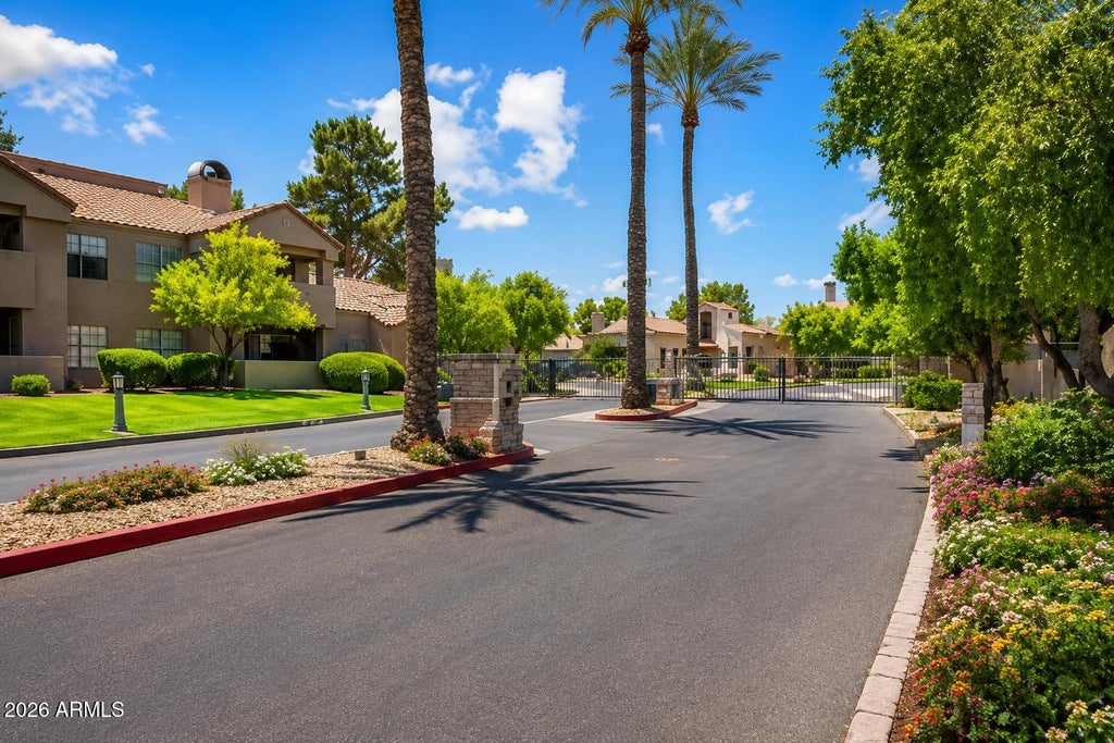 Photo of 5950 N 78th Street #221, Scottsdale, AZ 85250 (MLS # 7040861)