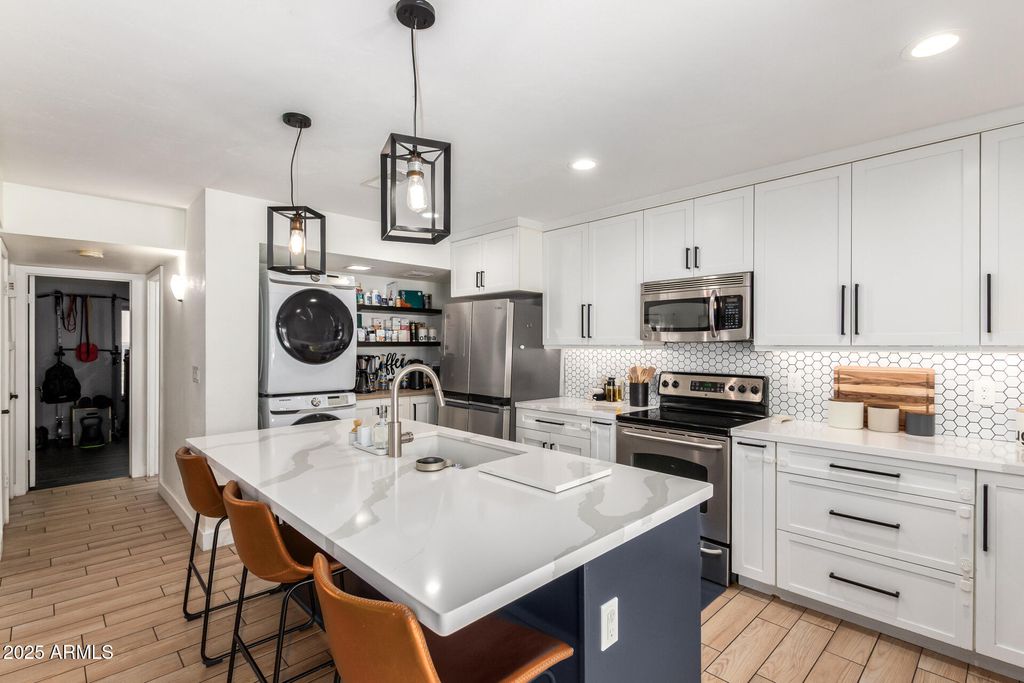 Photo of 16490 N 67th Lane, Peoria, AZ 85382 (MLS # 6916314)