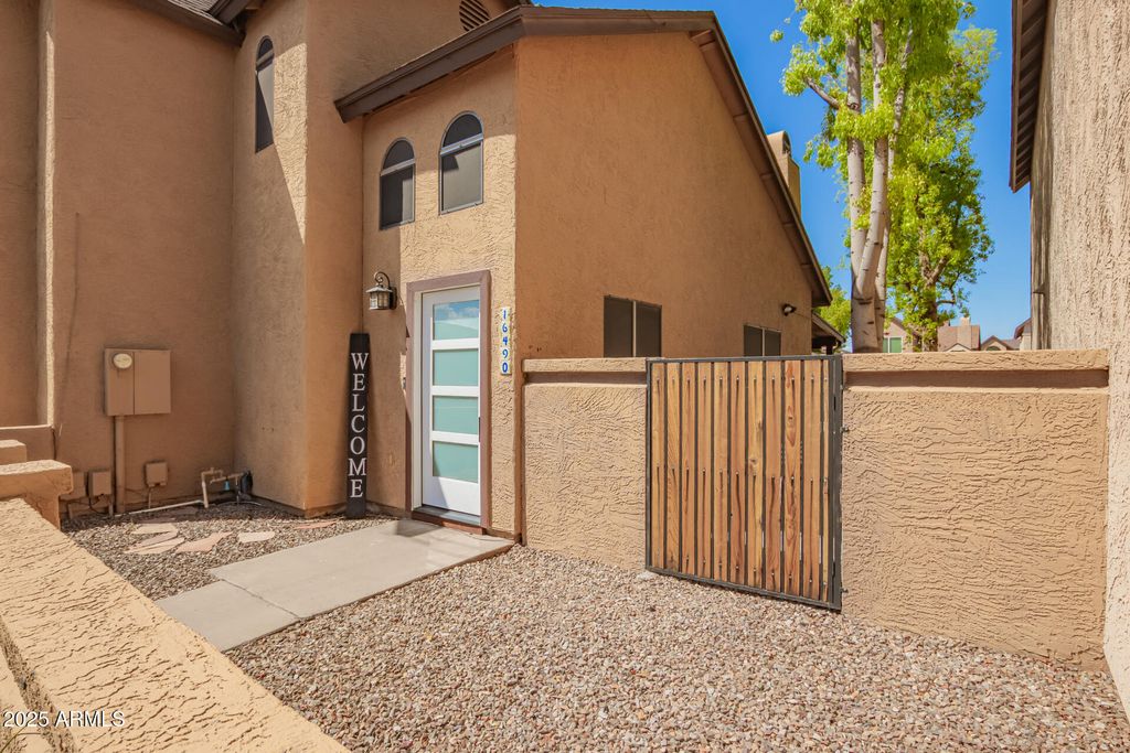 Photo of 16490 N 67th Lane, Peoria, AZ 85382 (MLS # 6916314)