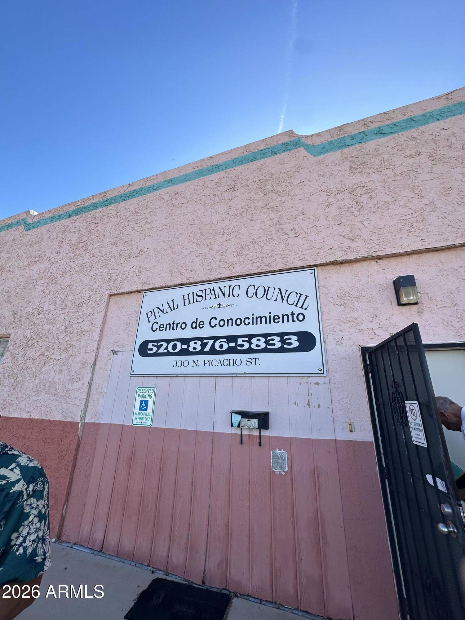 330 N Picacho Street