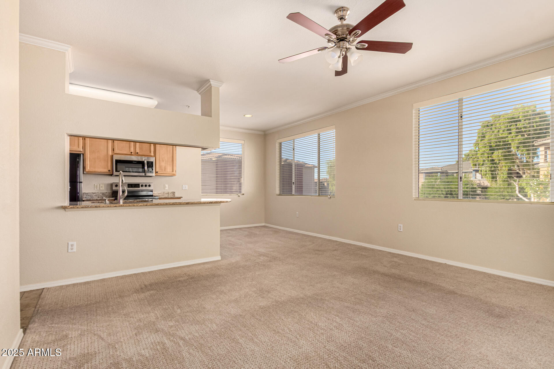 5401 E VAN BUREN Street 2044