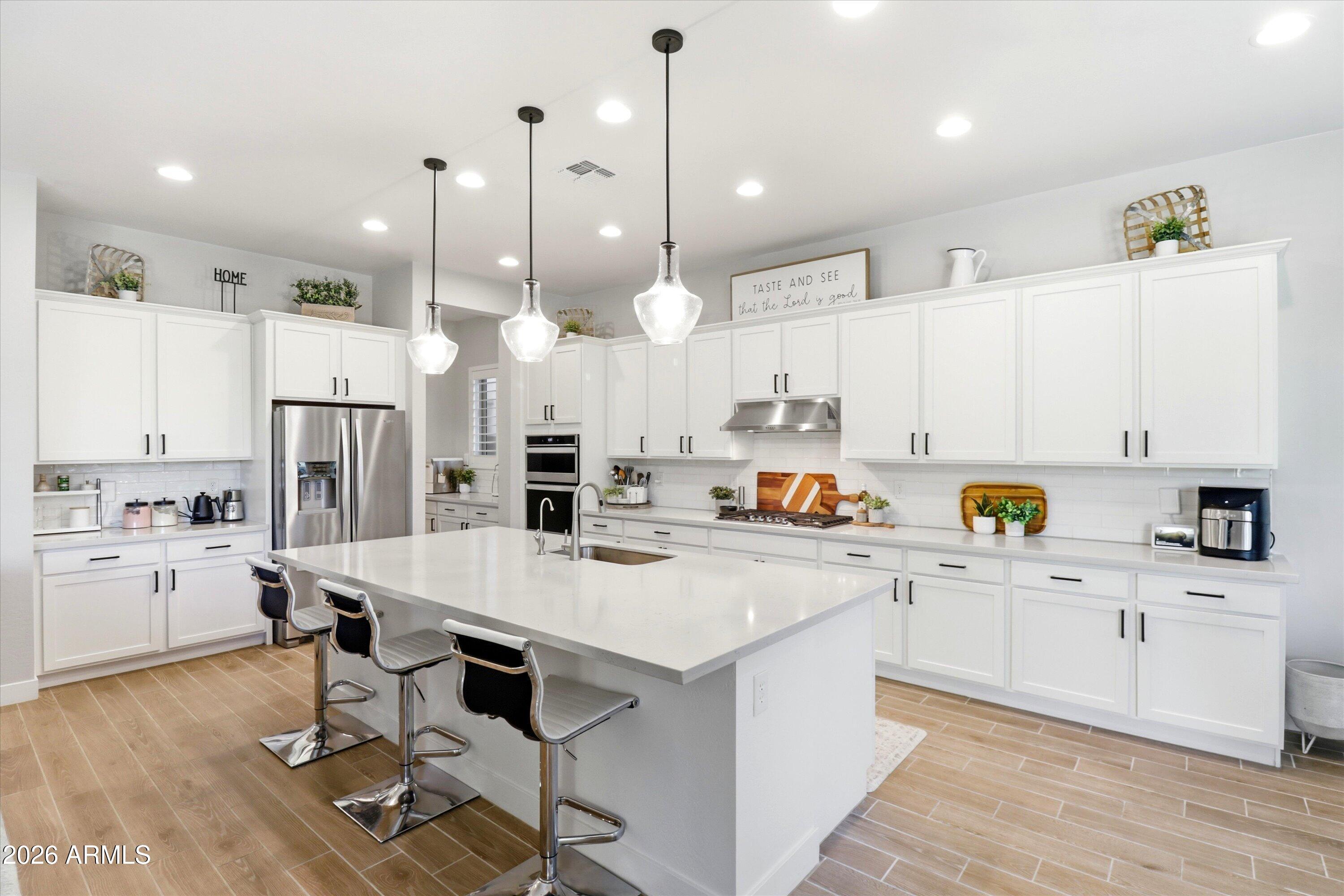 10262 E SUPERNOVA Drive