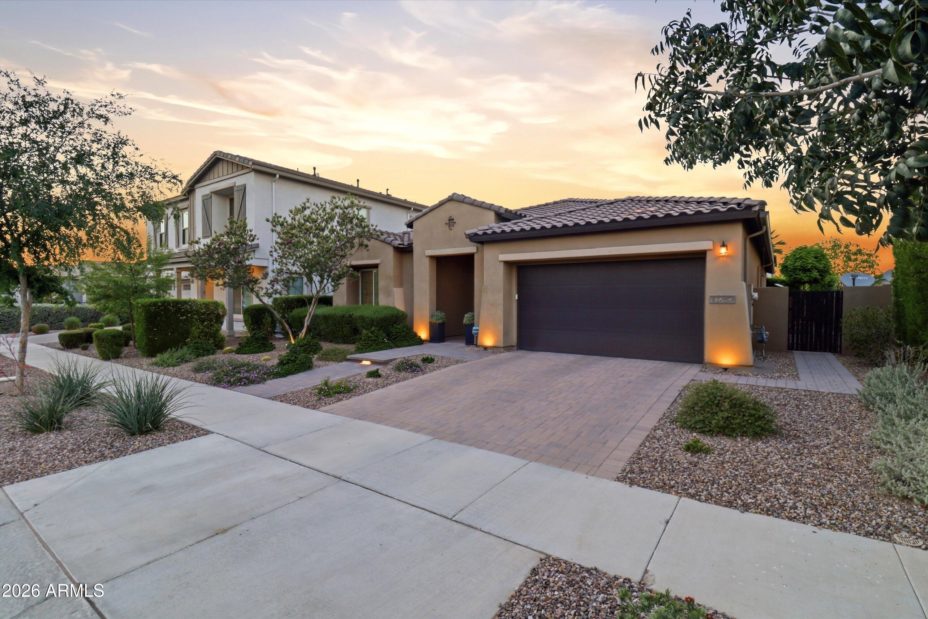 10262 E SUPERNOVA Drive