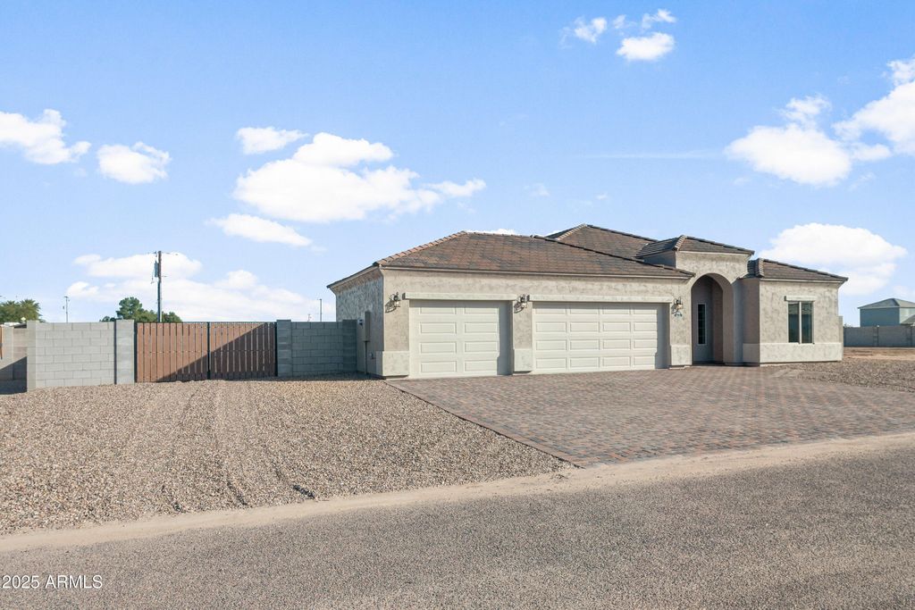 Photo of 3955 N Maya Road, Eloy, AZ 85131 (MLS # 6899291)