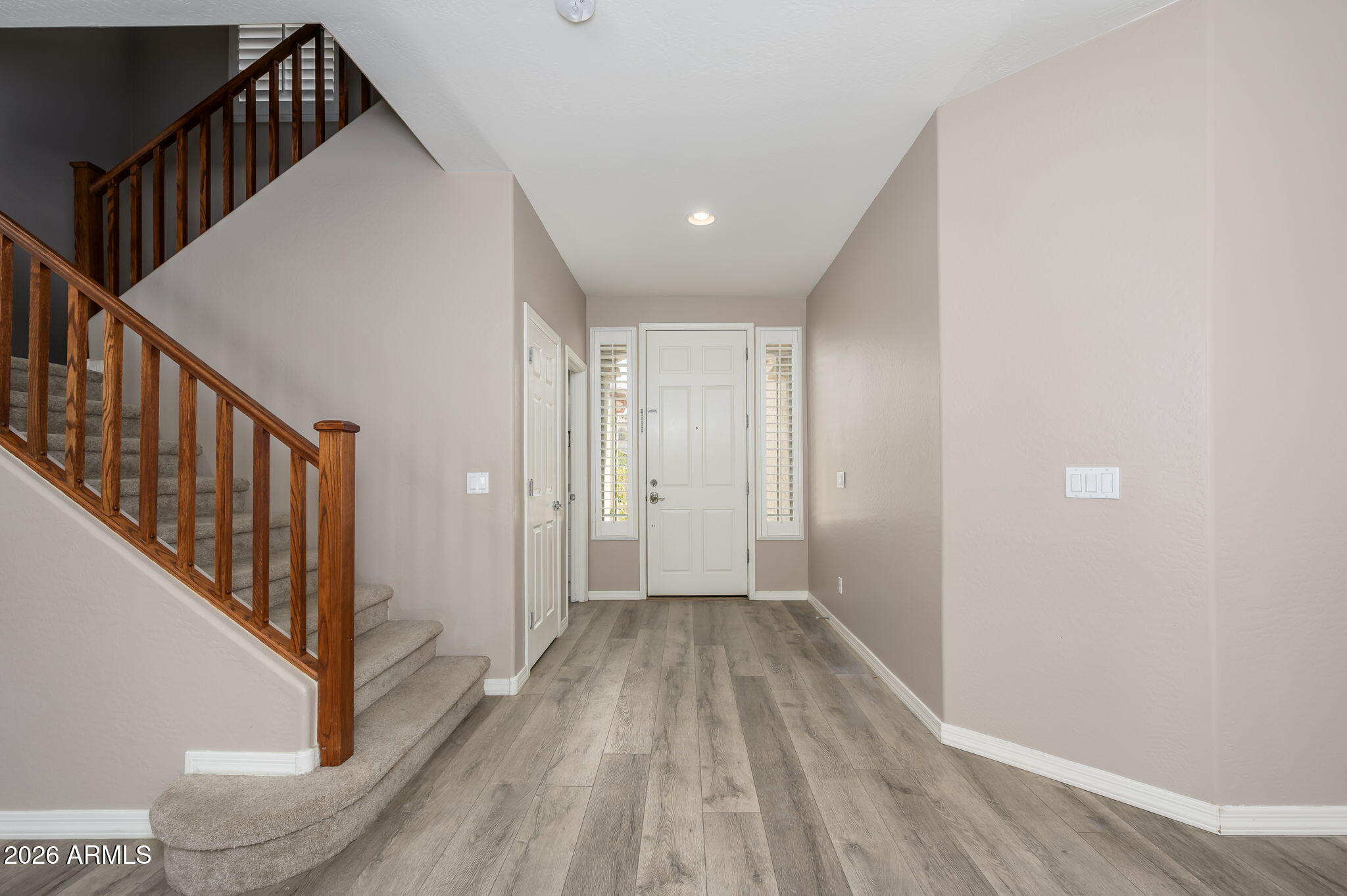 16060 W MERCER Lane