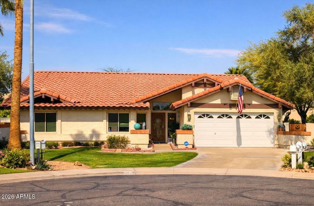 Photo of 1365 N Diane Circle, Mesa, AZ 85203 (MLS # 6995426)