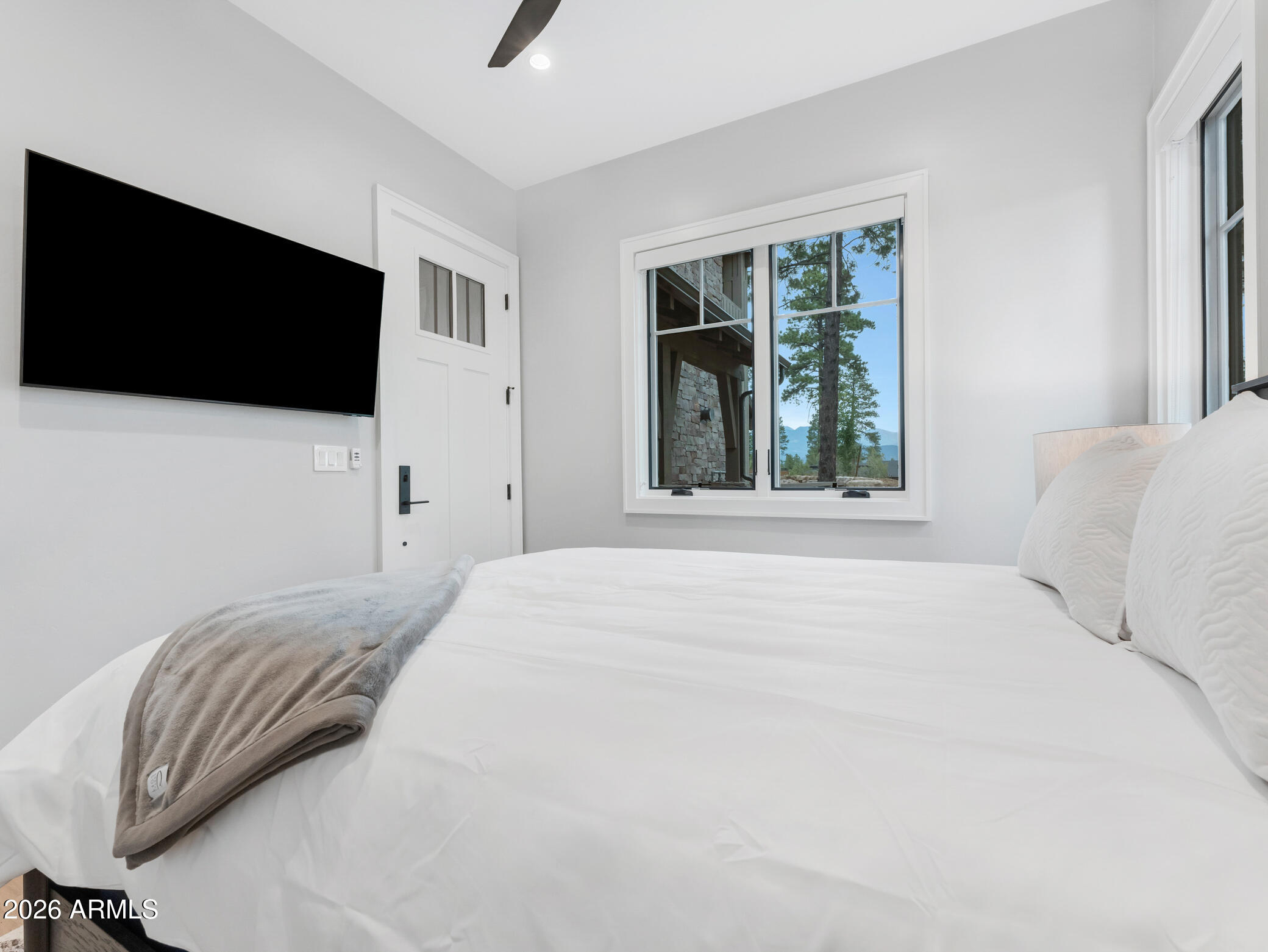 1717 E E. Bent Tree Circle 42