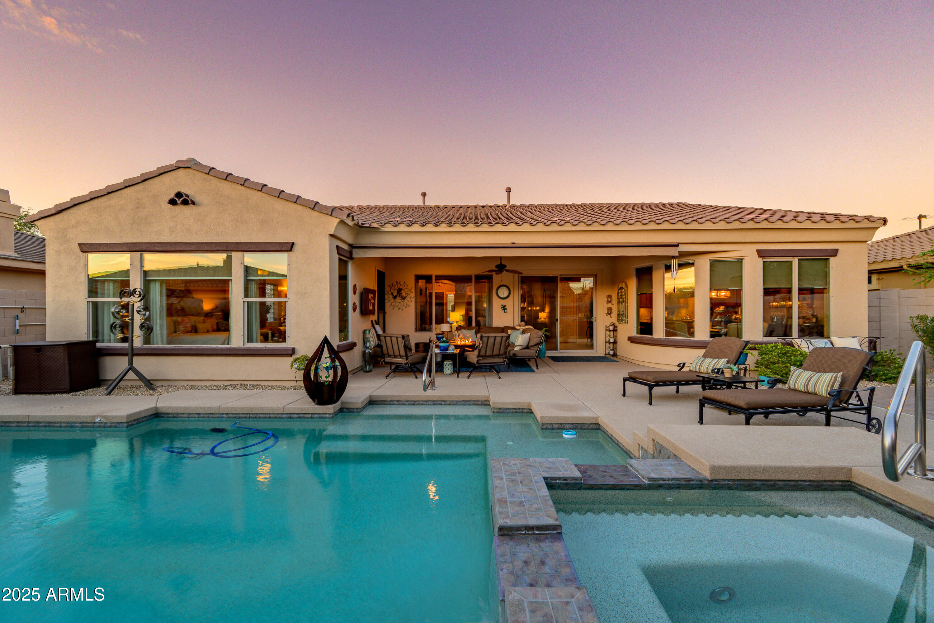 15745 W SHERIDAN Street