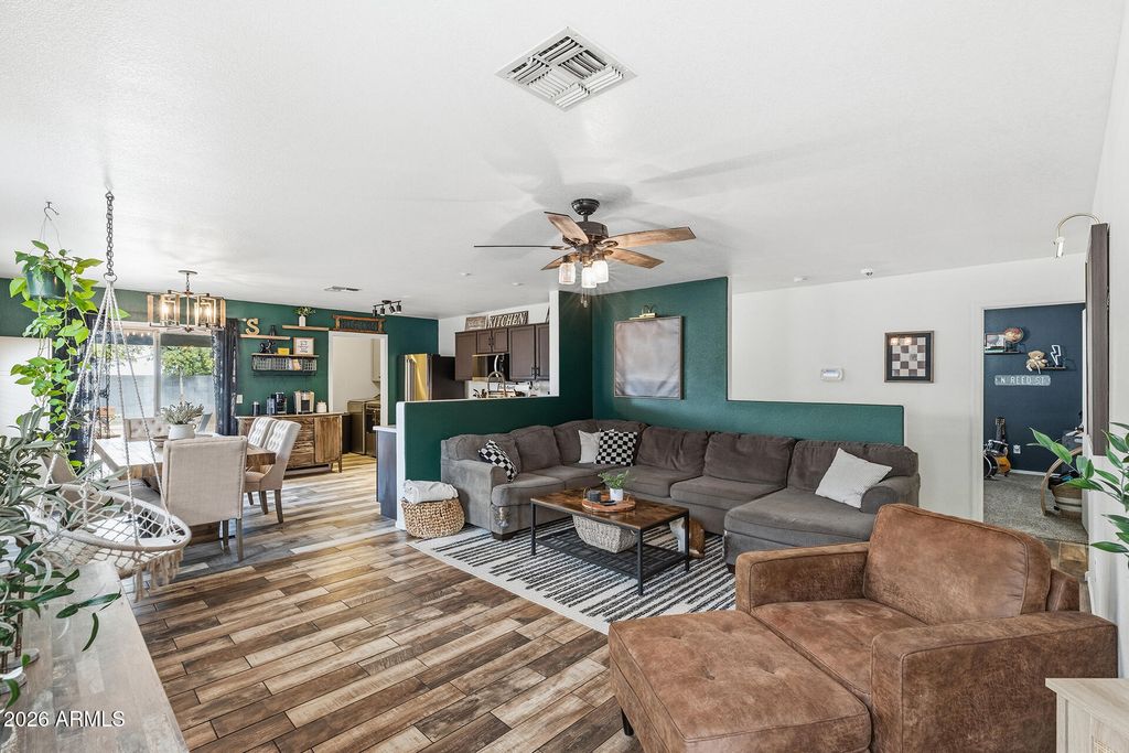 Photo of 1018 E Cowboy Cove Trail, San Tan Valley, AZ 85143 (MLS # 6979852)