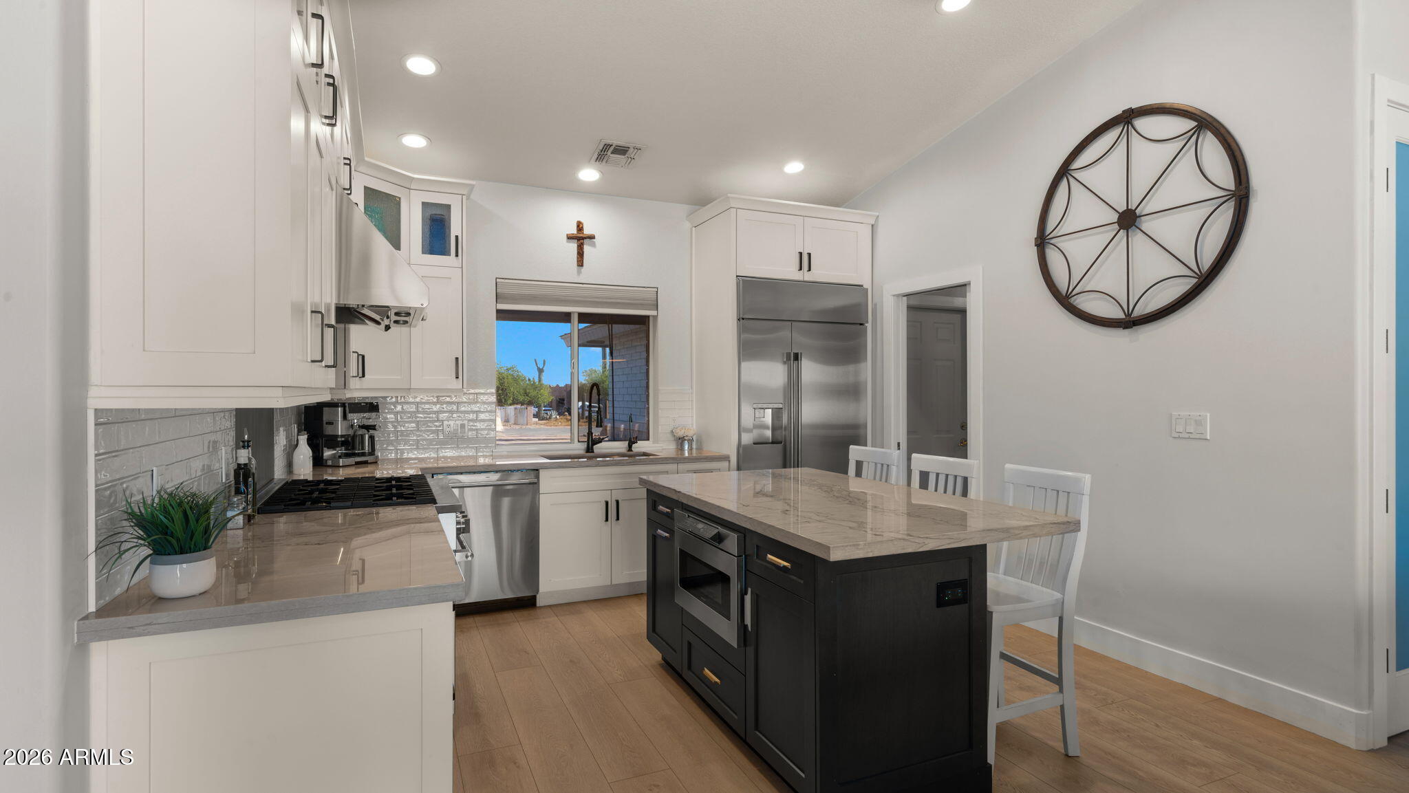 S25 T1N R8E - Residential
