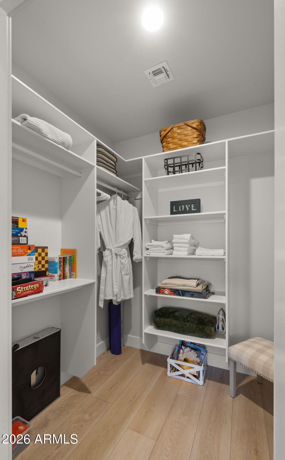 S25 T1N R8E - Residential