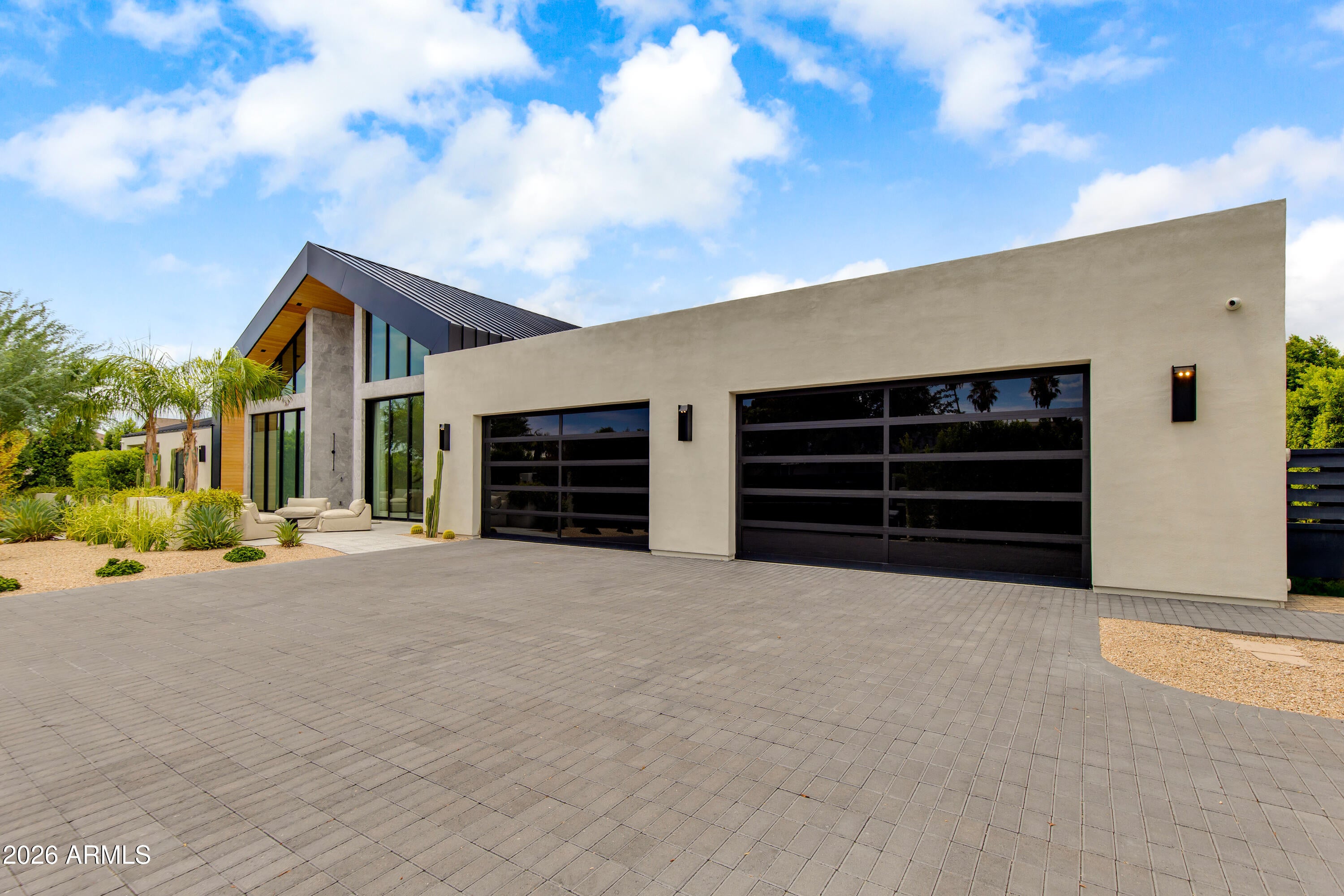 5020 N CHIQUITA Lane