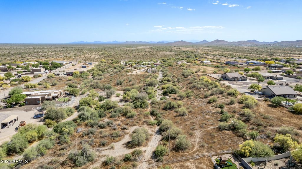 Photo of 0 E Carriage Drive #-, Cave Creek, AZ 85331 (MLS # 6827355)