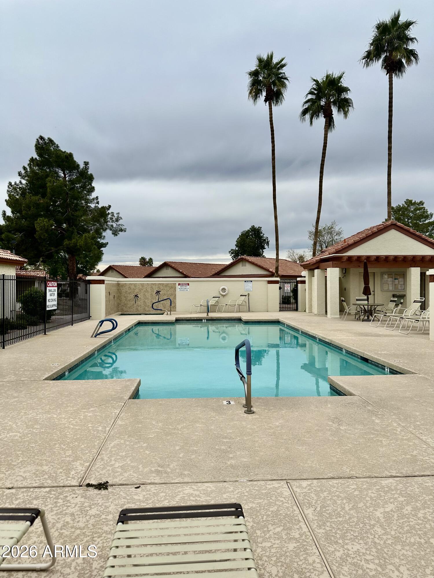VILLAGES OF PARK VILLAGES CONDO UNIT 1-132 - Residential