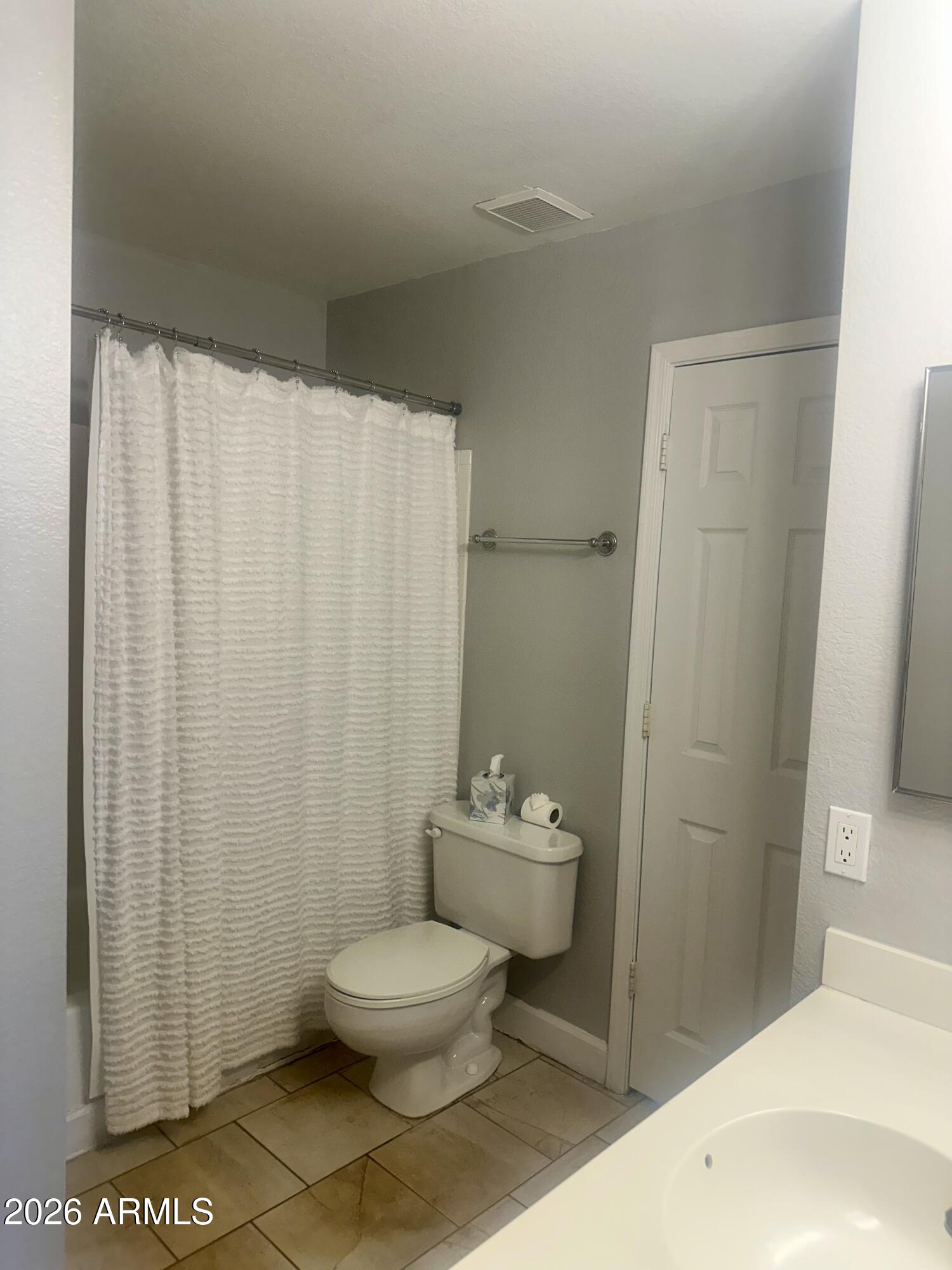 VILLAGES OF PARK VILLAGES CONDO UNIT 1-132 - Residential