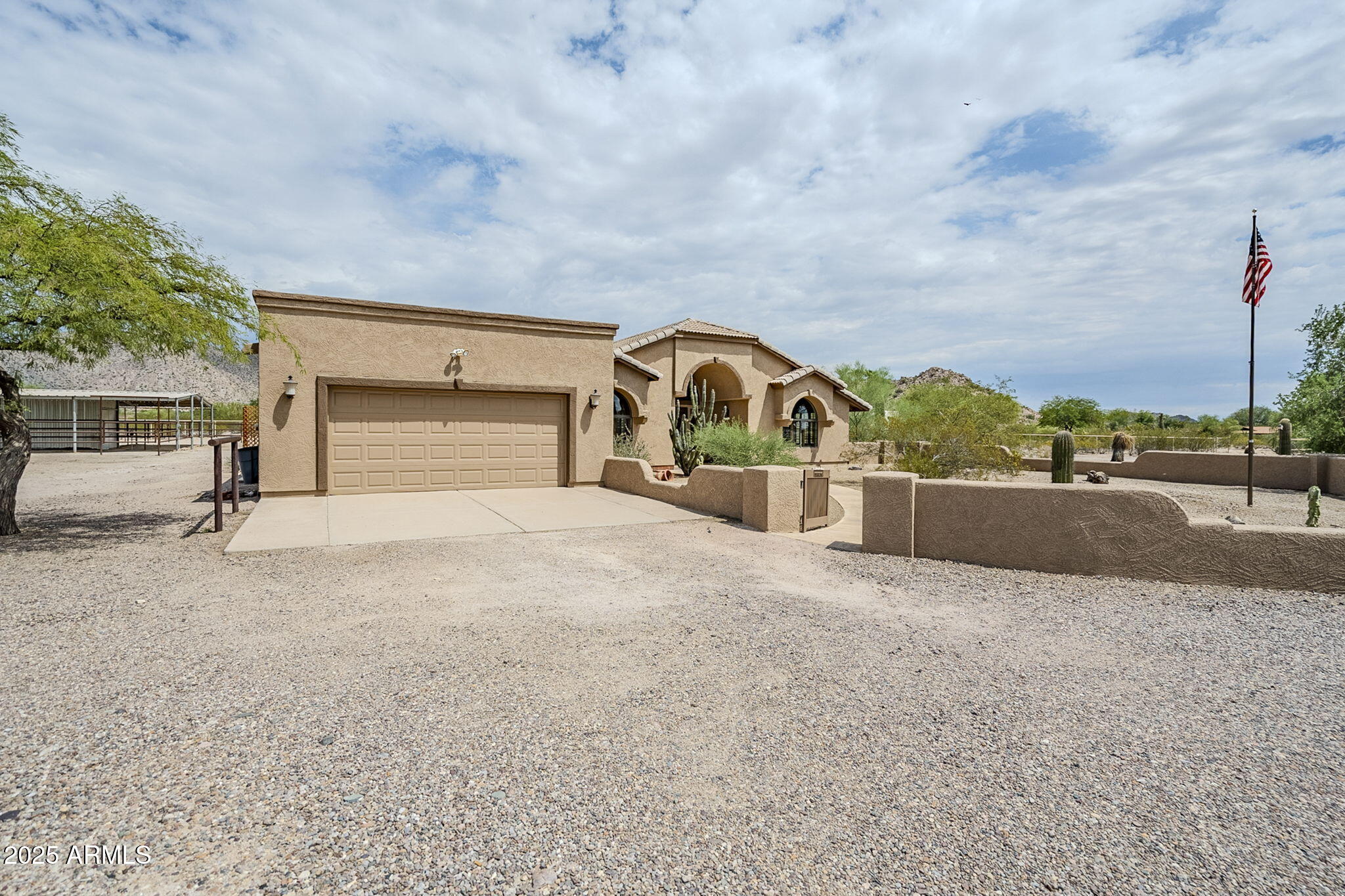 11378 N SOMBRA DEL MONTE Road