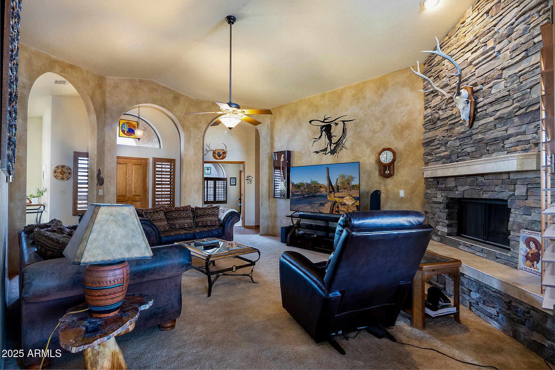 11378 N SOMBRA DEL MONTE Road