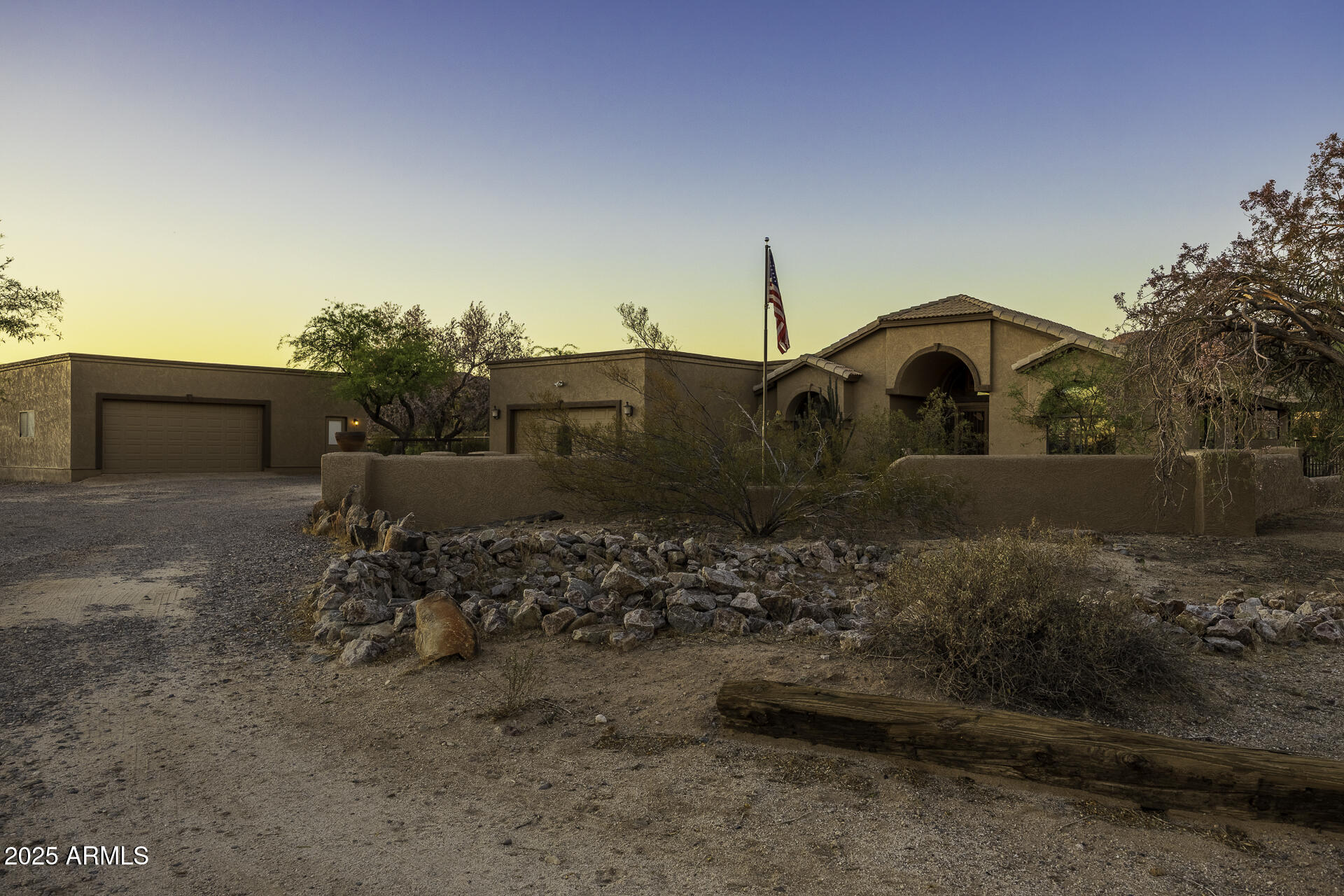 11378 N SOMBRA DEL MONTE Road